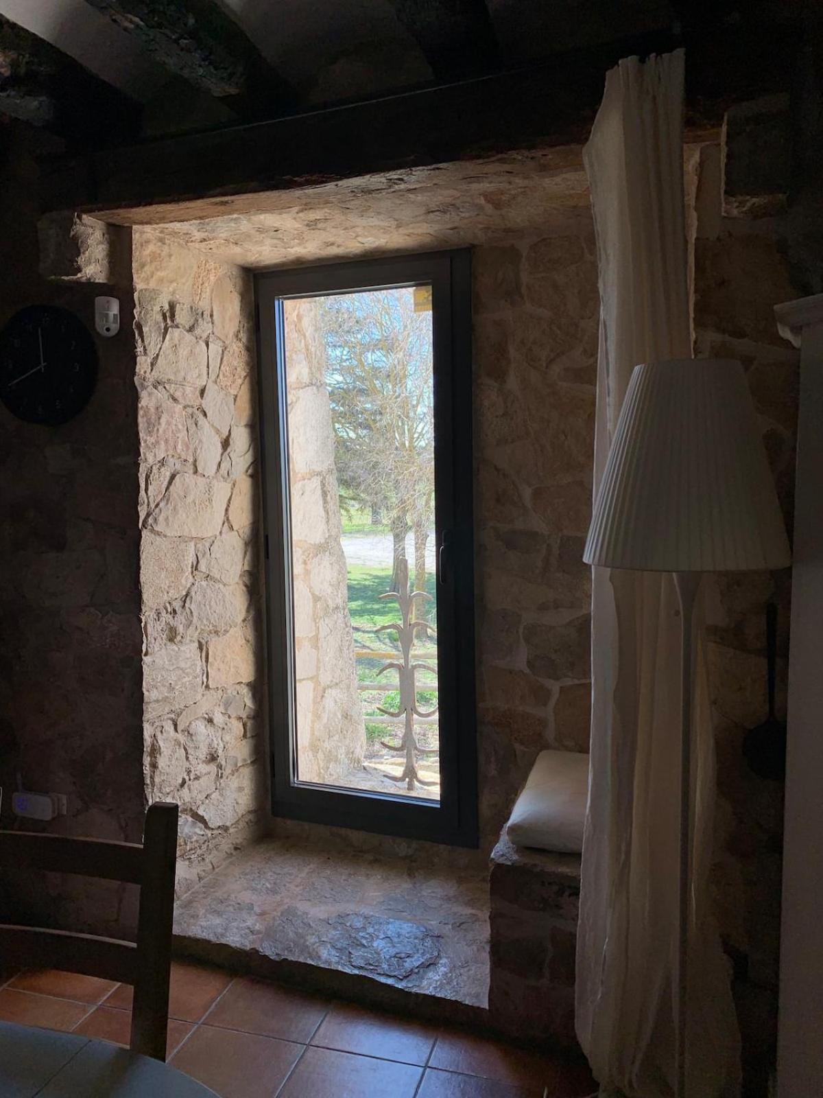 Masia Cal Millas - Turisme Rural Castellfullit de Riubregos Ngoại thất bức ảnh