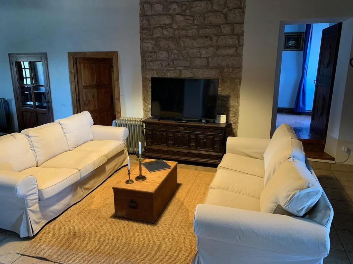 Masia Cal Millas - Turisme Rural Castellfullit de Riubregos Ngoại thất bức ảnh