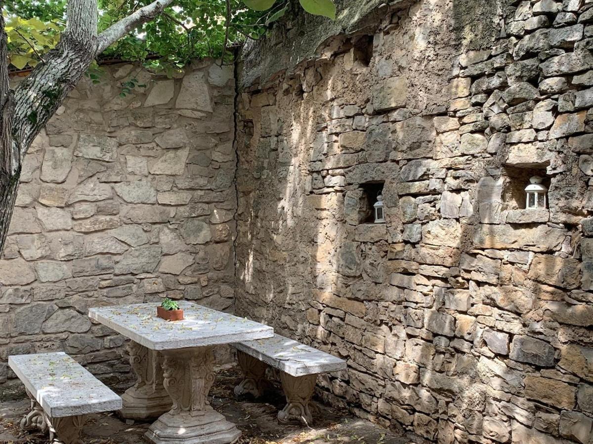 Masia Cal Millas - Turisme Rural Castellfullit de Riubregos Ngoại thất bức ảnh