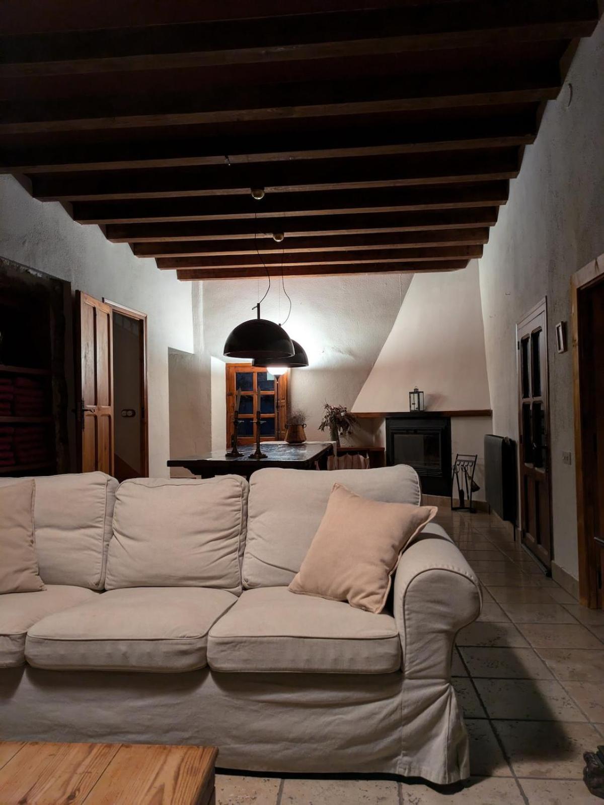 Masia Cal Millas - Turisme Rural Castellfullit de Riubregos Ngoại thất bức ảnh